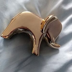 Small mirrored elephant